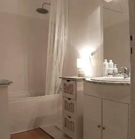 Les Grands Cedres D3 Apartment *